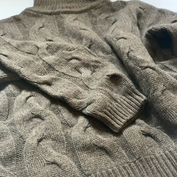 Merino wool sweater. Warm winter knit wear. Brown. Size L - Picture 5 of 16